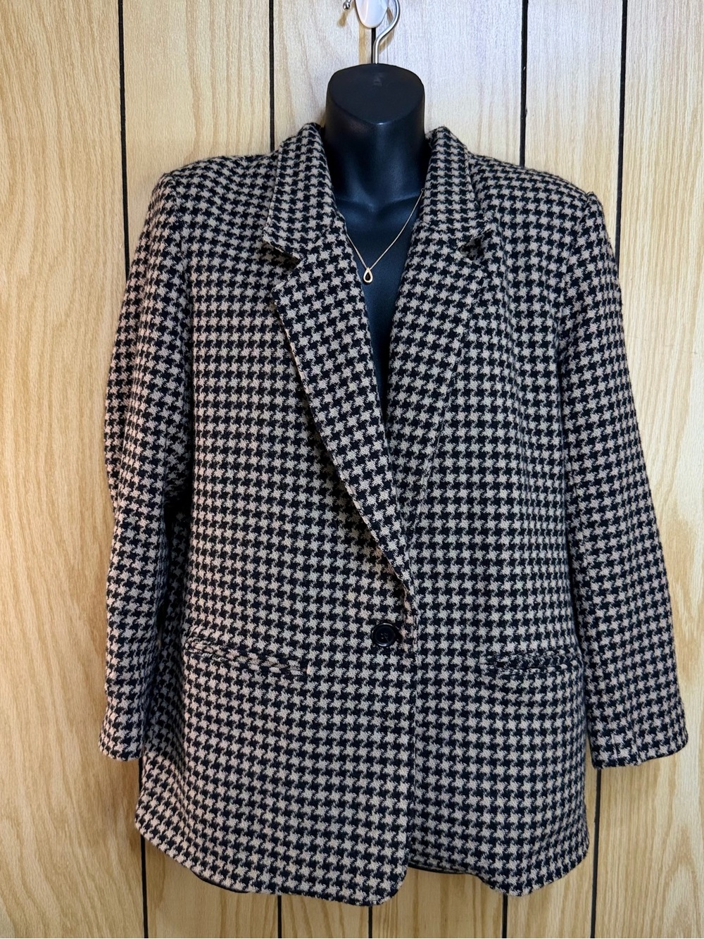 Alfred Dunner Black and Cream Houndstooth Blazer